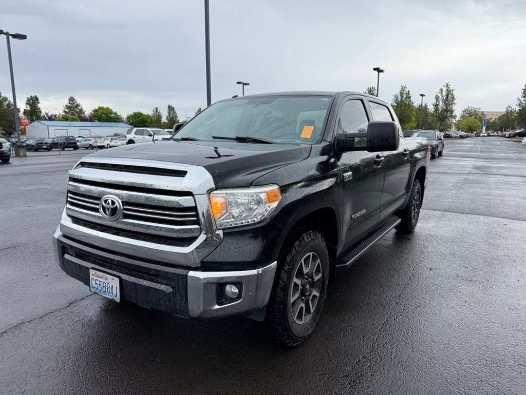 2017 Toyota Tundra SR5 - Image 3