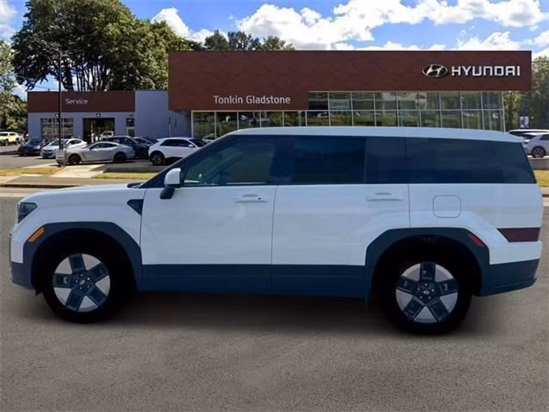 2026 Hyundai Santa Fe Hybrid SE - Image 3