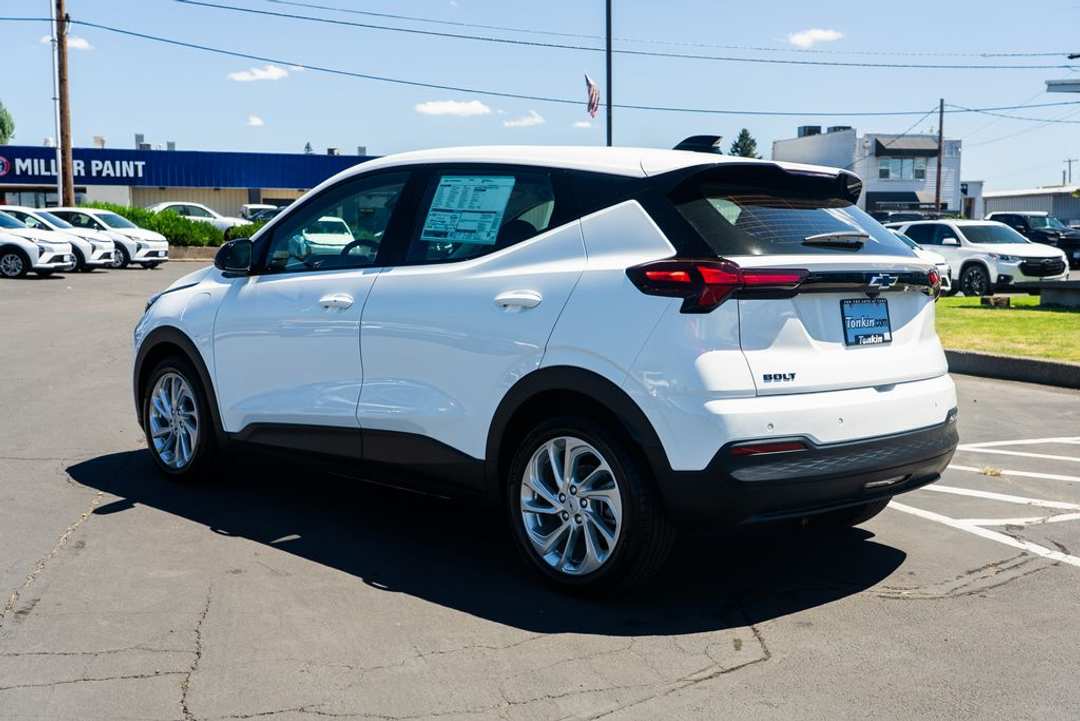 2027 Chevrolet Bolt Ev LT - Image 2