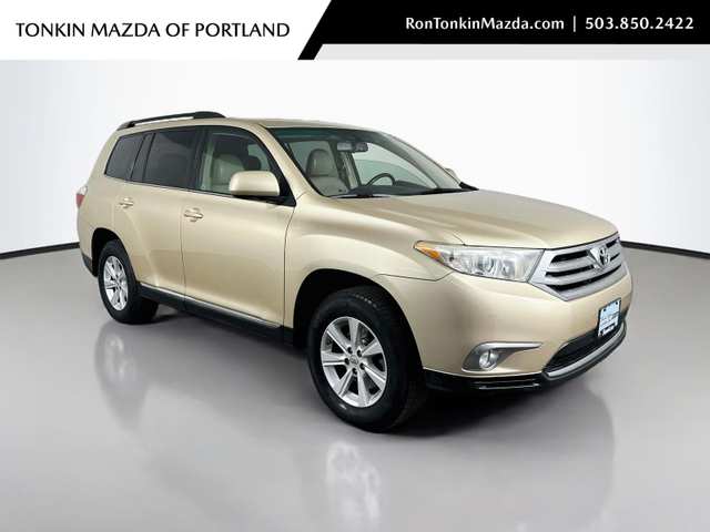 2011 Toyota Highlander SE