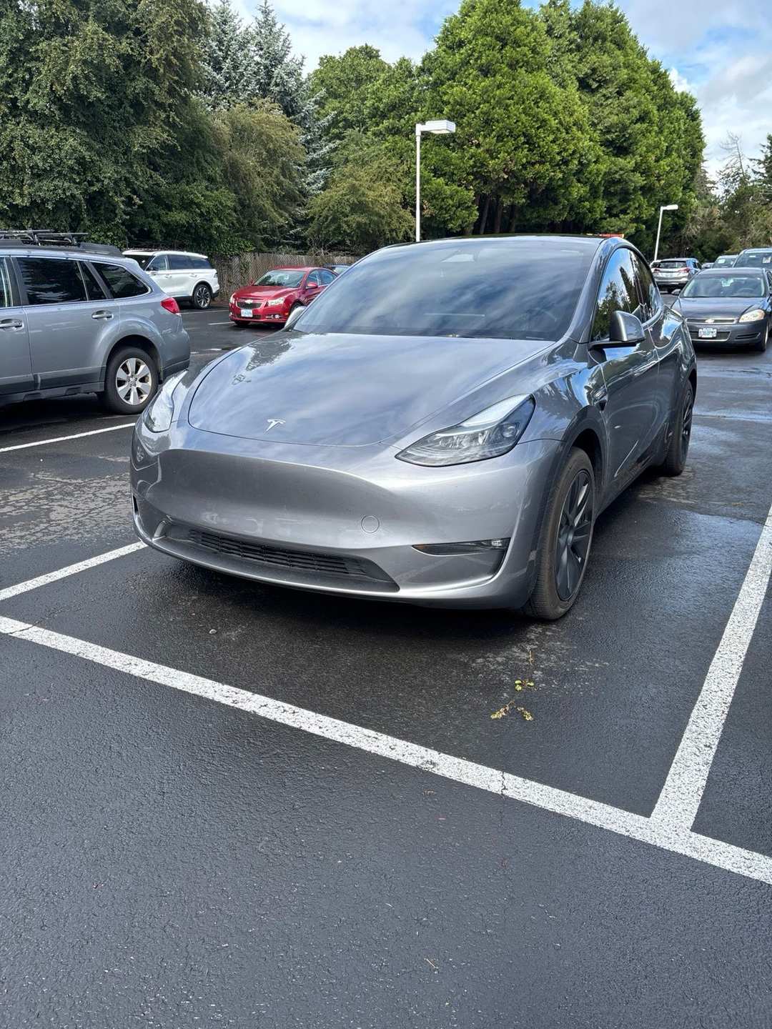 2024 Tesla Model Y Long Range - Image 2
