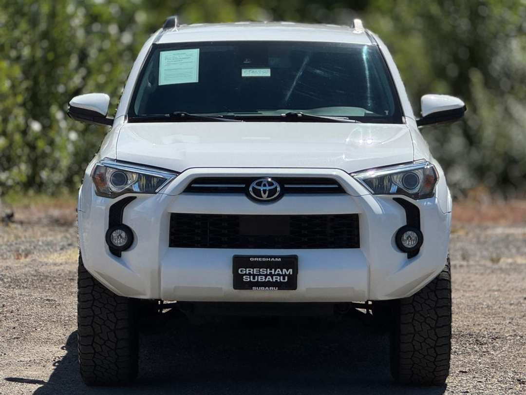 2020 Toyota 4Runner SR5 - Image 2
