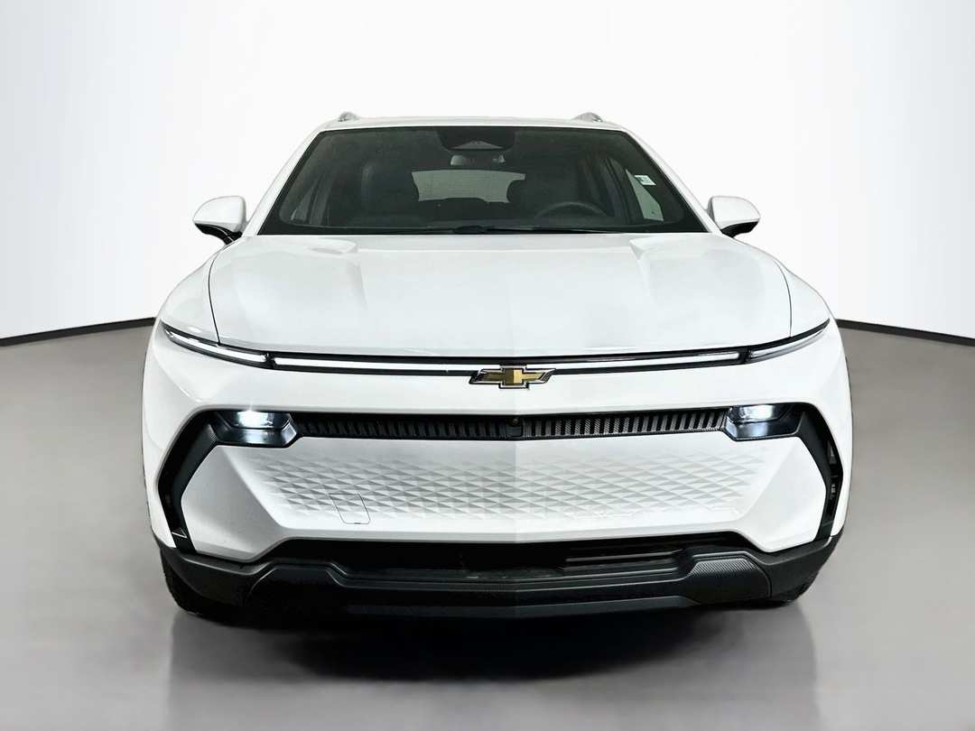 2026 Chevrolet Equinox Ev LT - Image 2