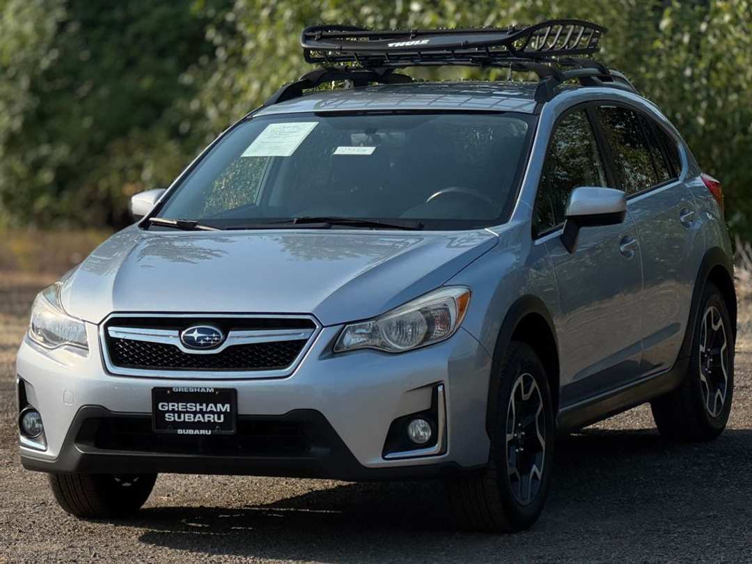 2017 Subaru Crosstrek 2.0i Premium - Image 3