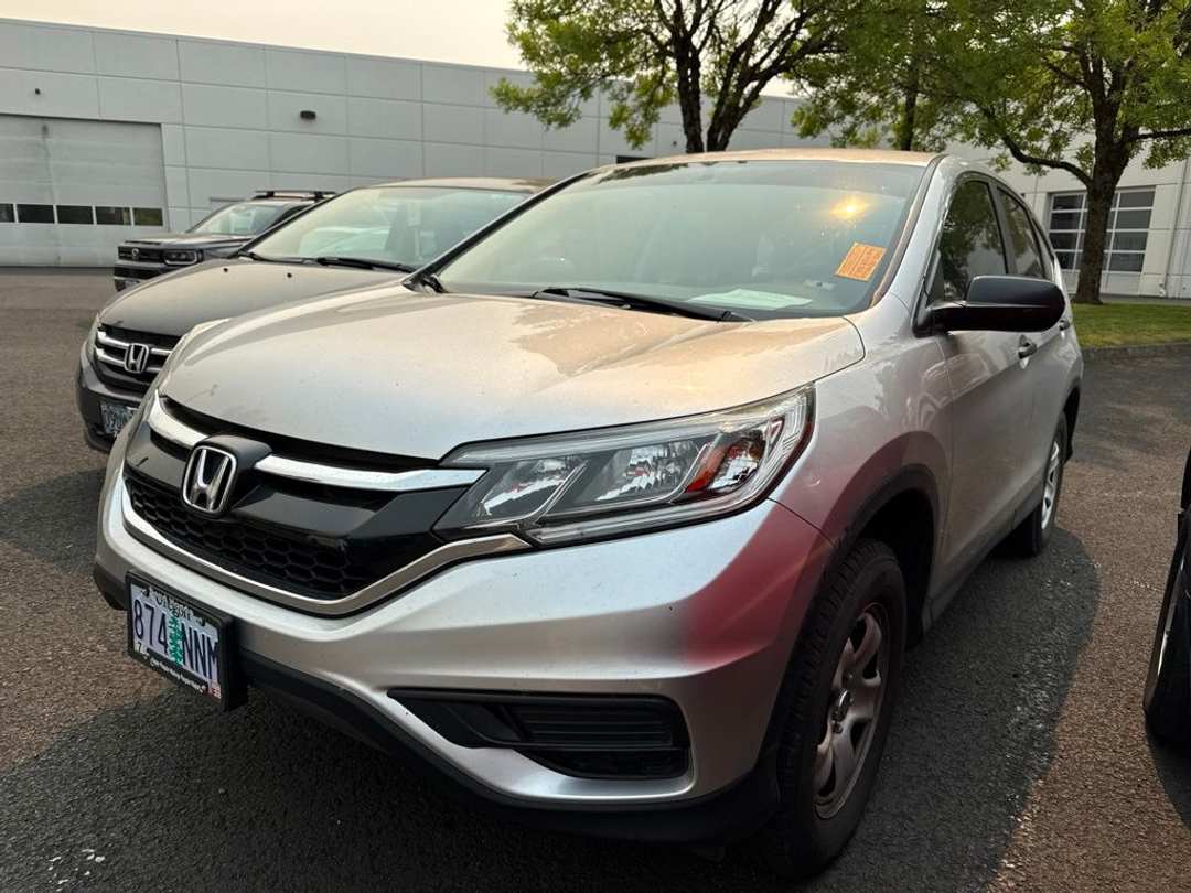 2016 Honda CR-V LX - Image 2