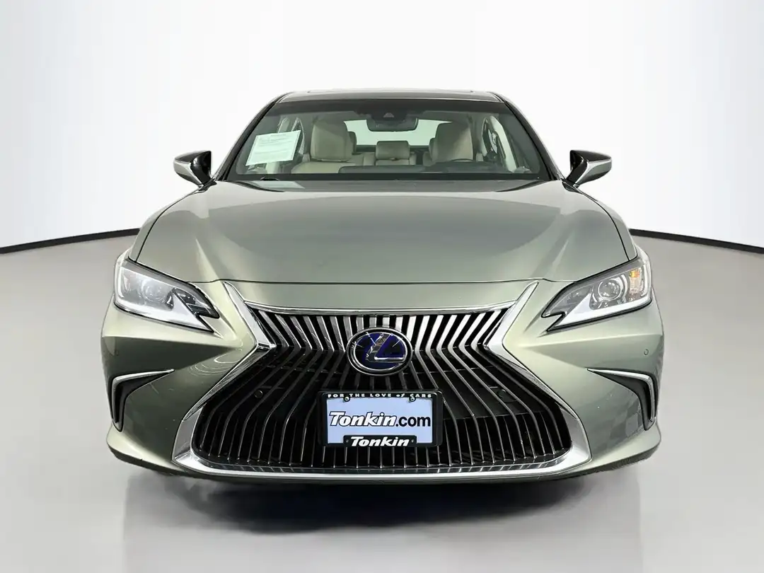 2020 Lexus Es 300h - Image 2