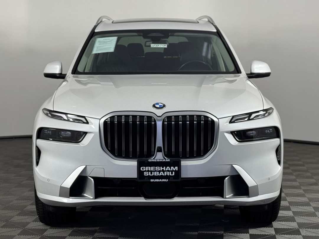 2023 BMW X7 xDrive40i - Image 2