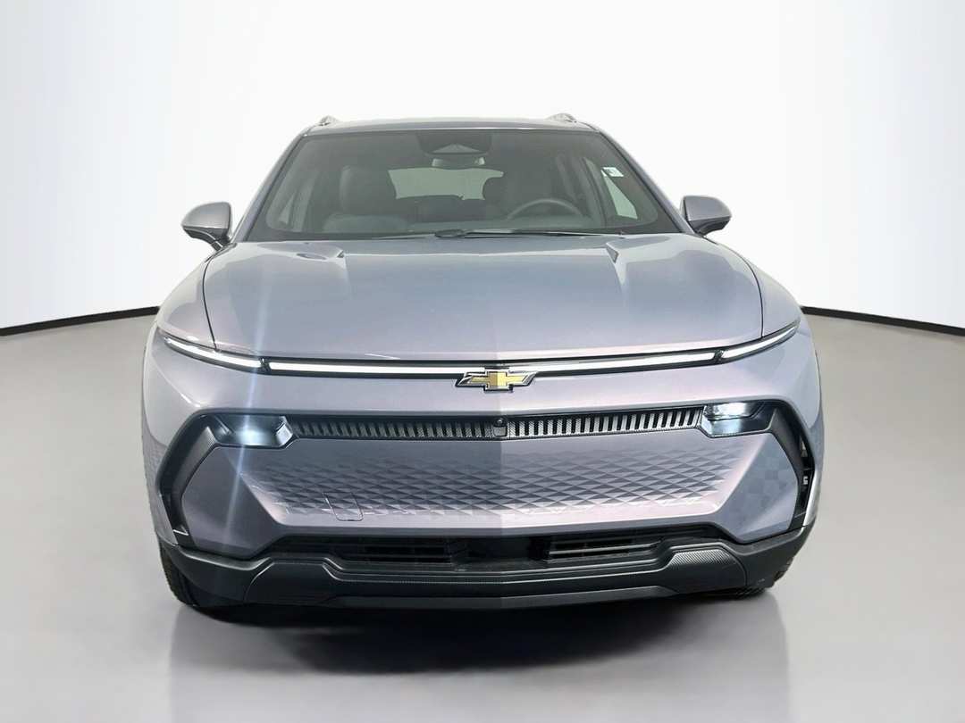 2026 Chevrolet Equinox Ev LT - Image 2