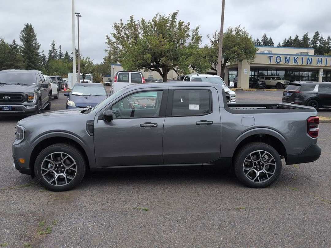 2026 Ford Maverick Lariat - Image 2