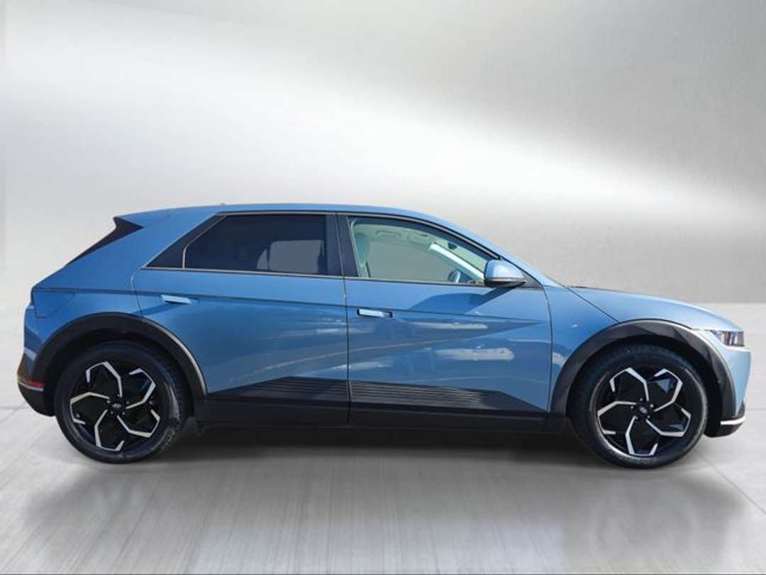 2023 Hyundai Ioniq 5 SEL - Image 2