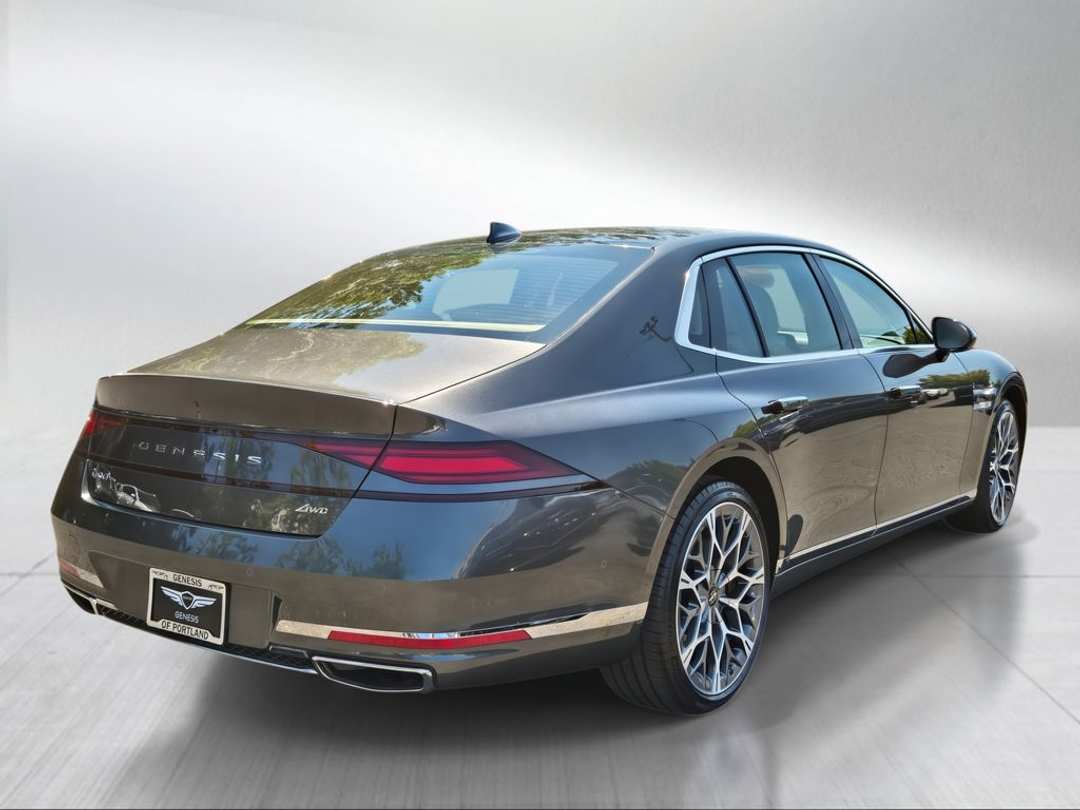 2026 Genesis G90 3.5T eSC - Image 3