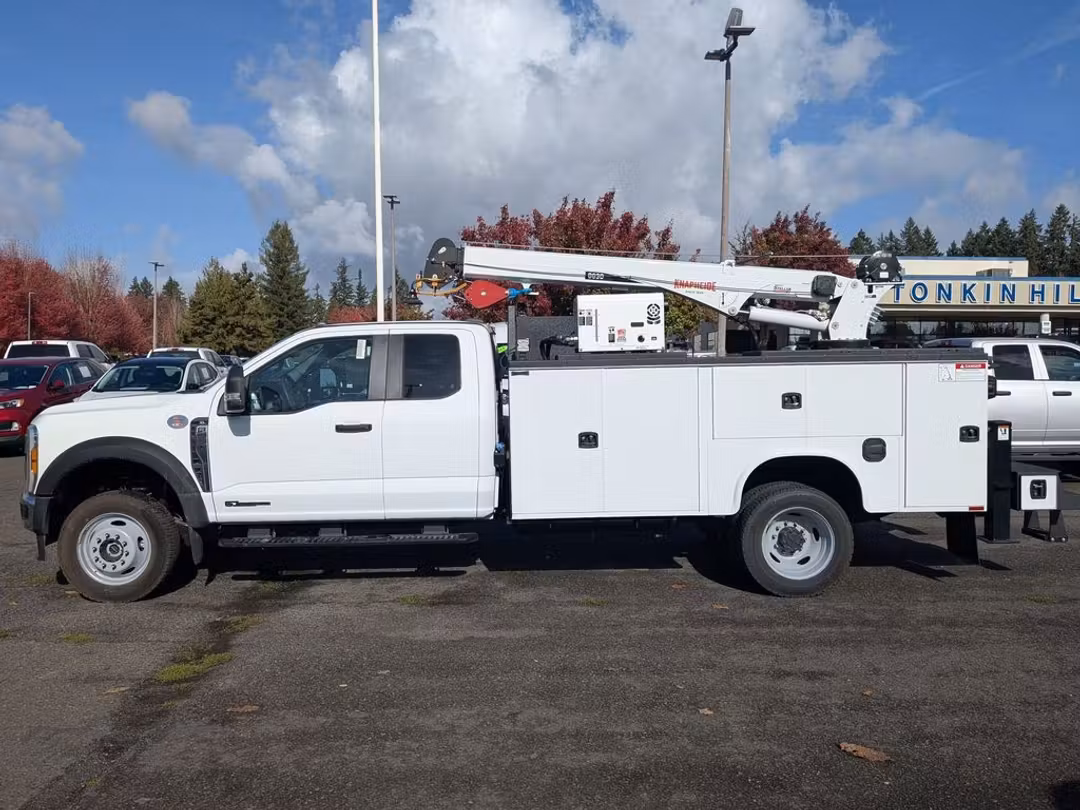 2026 Ford F-550Sd XL - Image 3
