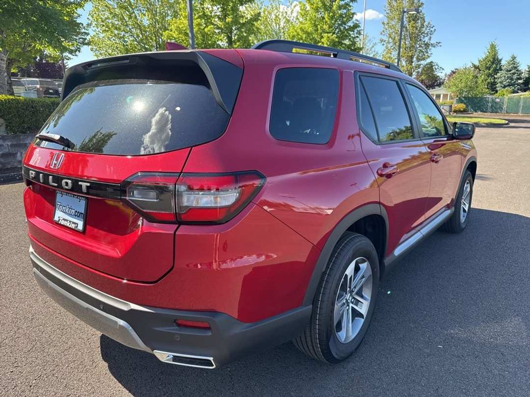 2026 Honda Pilot EXL - Image 3