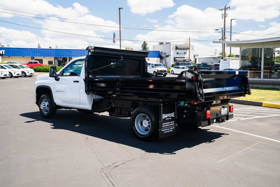 2026 Chevrolet Silverado 3500Hd Work - Image 3