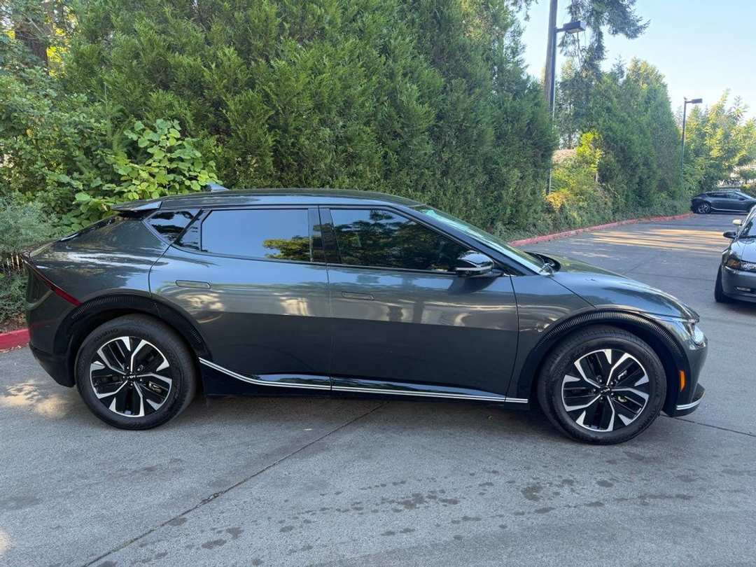 2024 Kia Ev6 Wind - Image 2