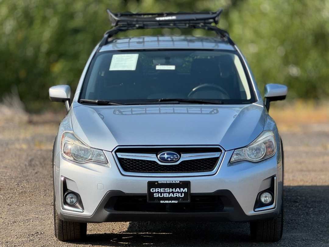 2017 Subaru Crosstrek 2.0i Premium - Image 2