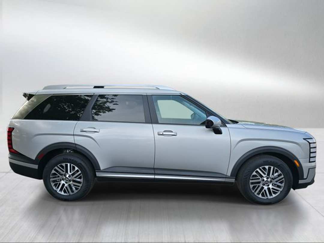 2026 Hyundai Palisade SEL - Image 2