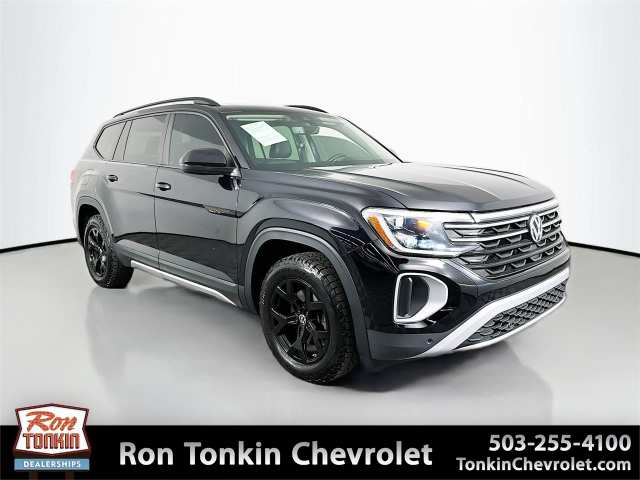2024 Volkswagen Atlas 2.0T Peak Edition SE w/Technology