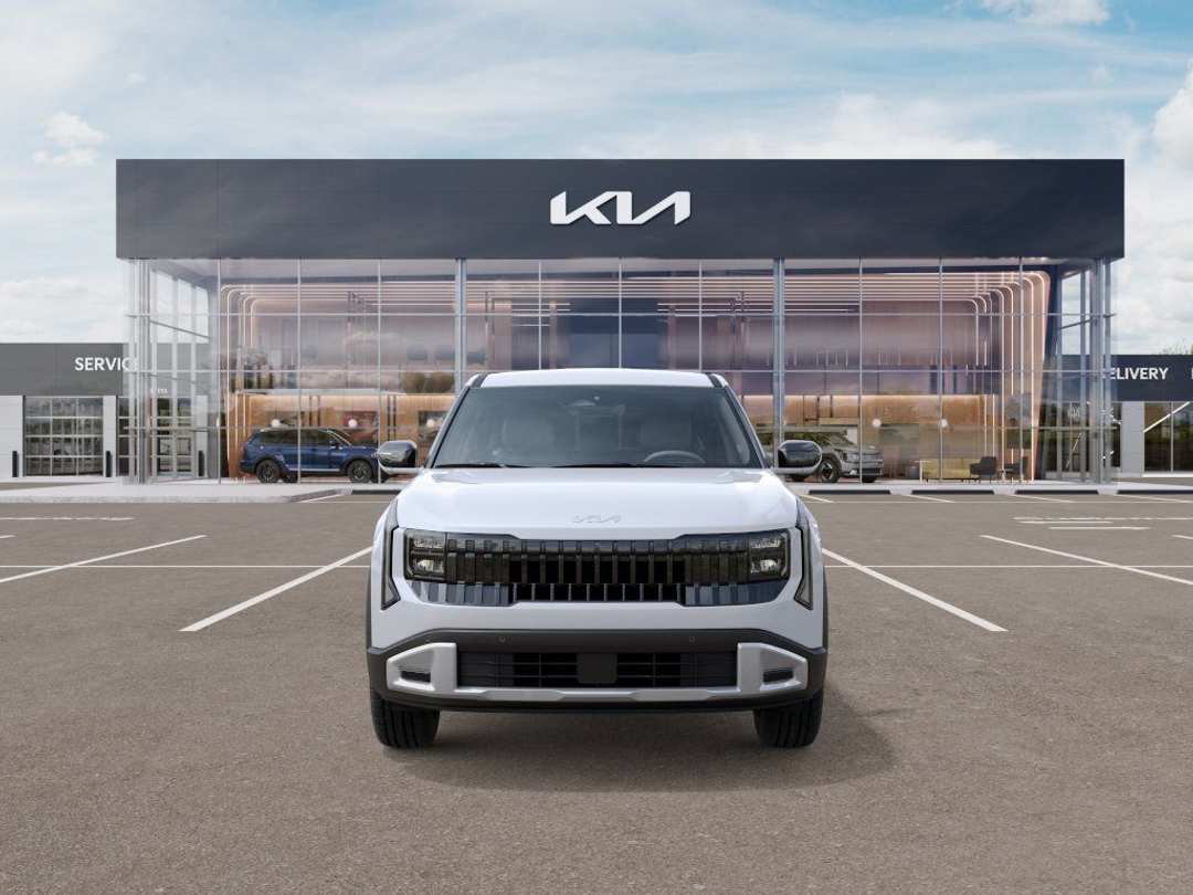 2027 Kia Seltos S - Image 2