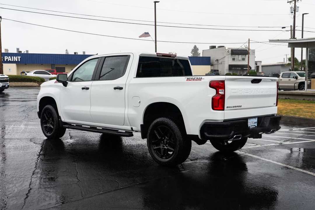 2026 Chevrolet Silverado 1500 LT Trail Boss - Image 2