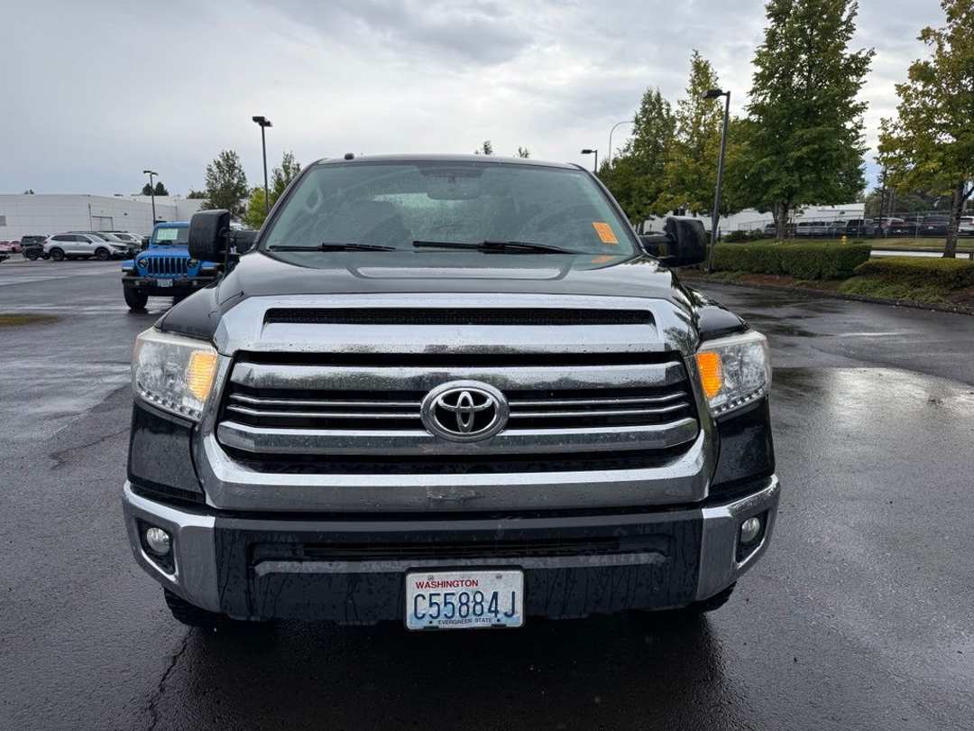 2017 Toyota Tundra SR5 - Image 2