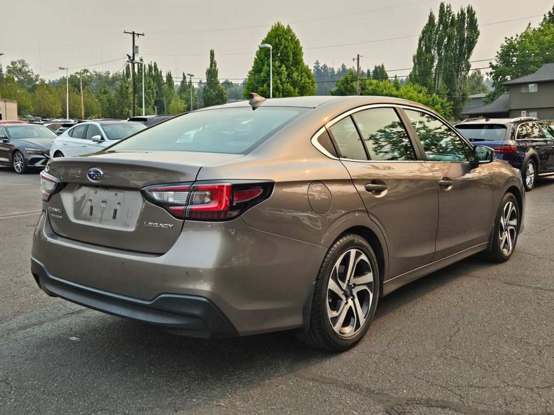 2022 Subaru Legacy Limited - Image 3
