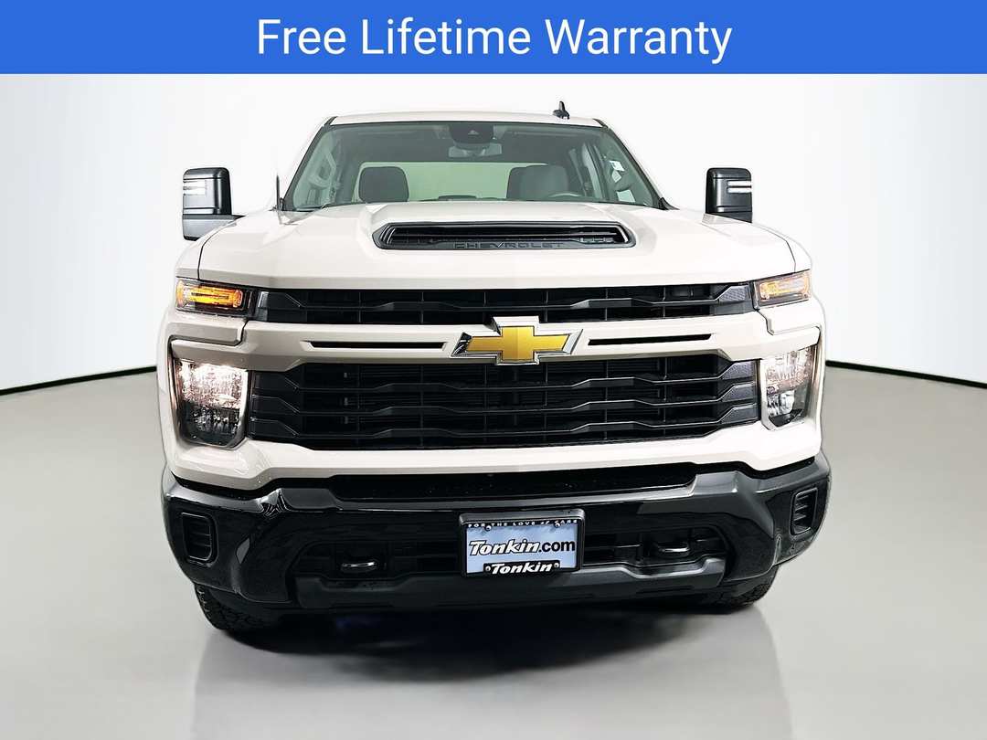 2026 Chevrolet Silverado 2500Hd Custom - Image 2