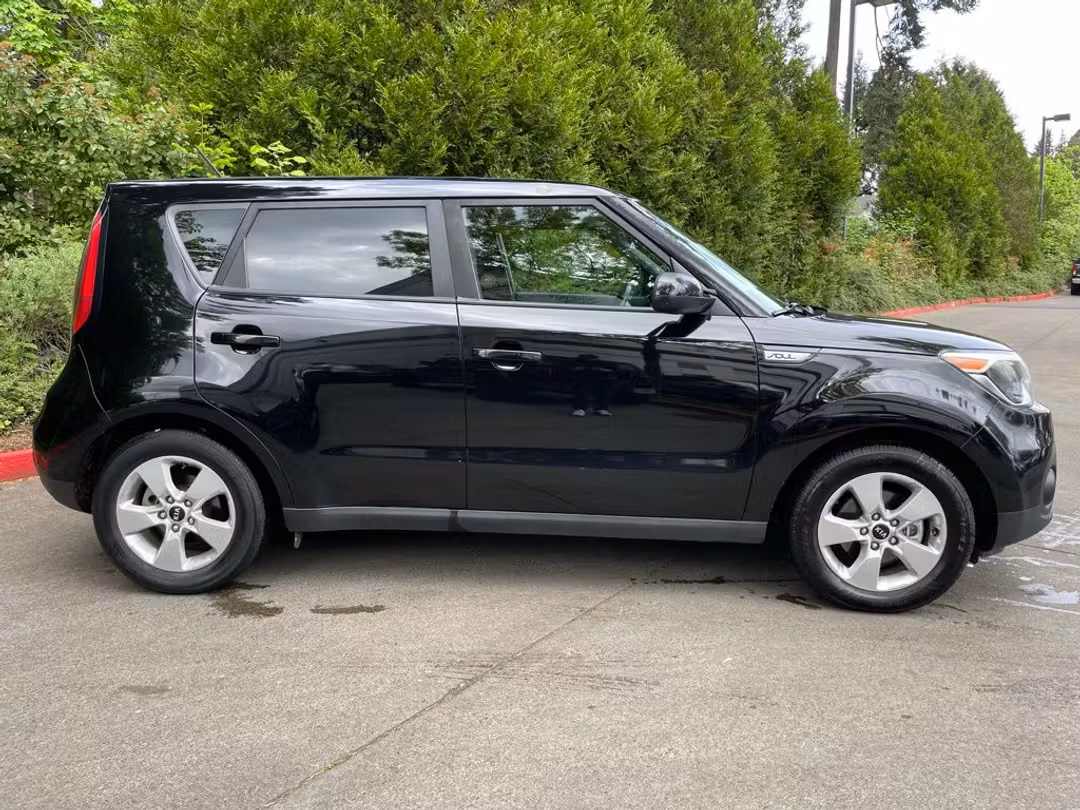 2017 Kia Soul Base - Image 3