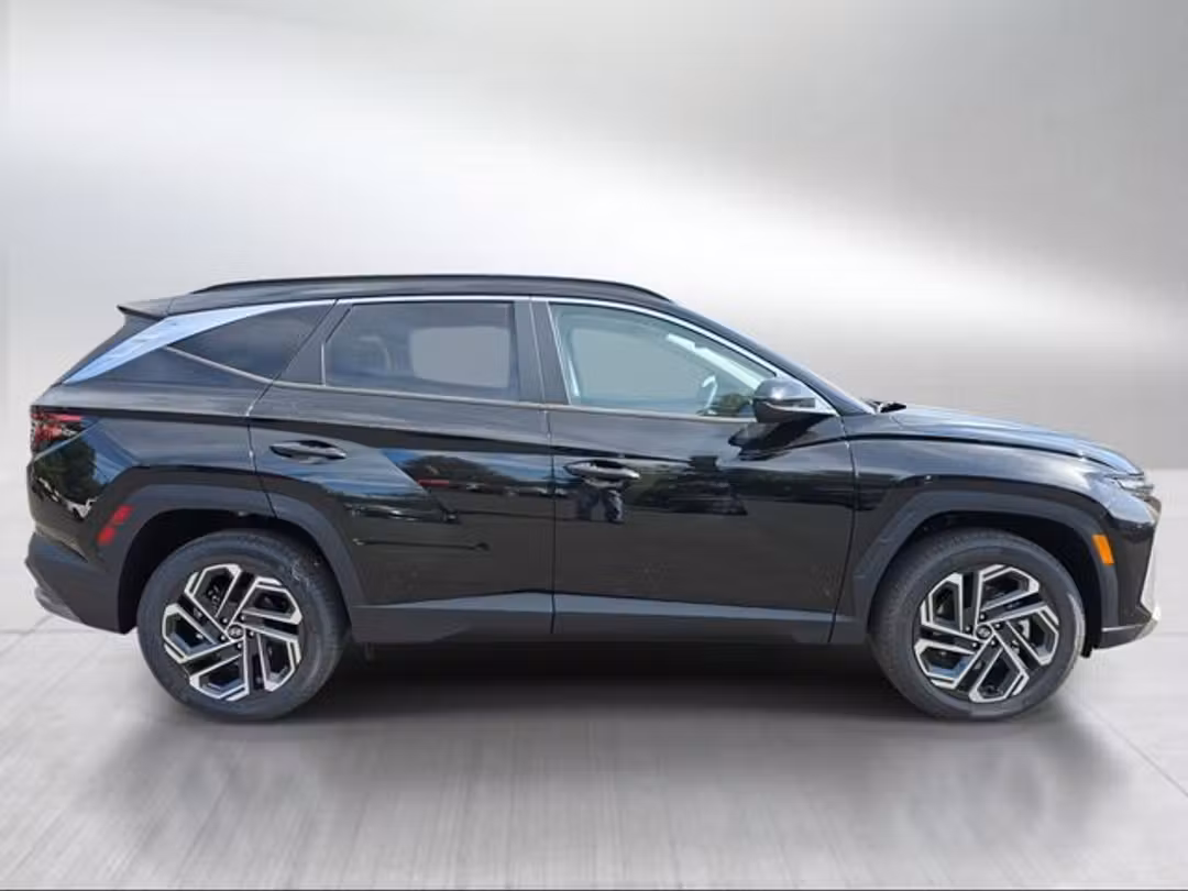 2026 Hyundai Tucson SEL - Image 2