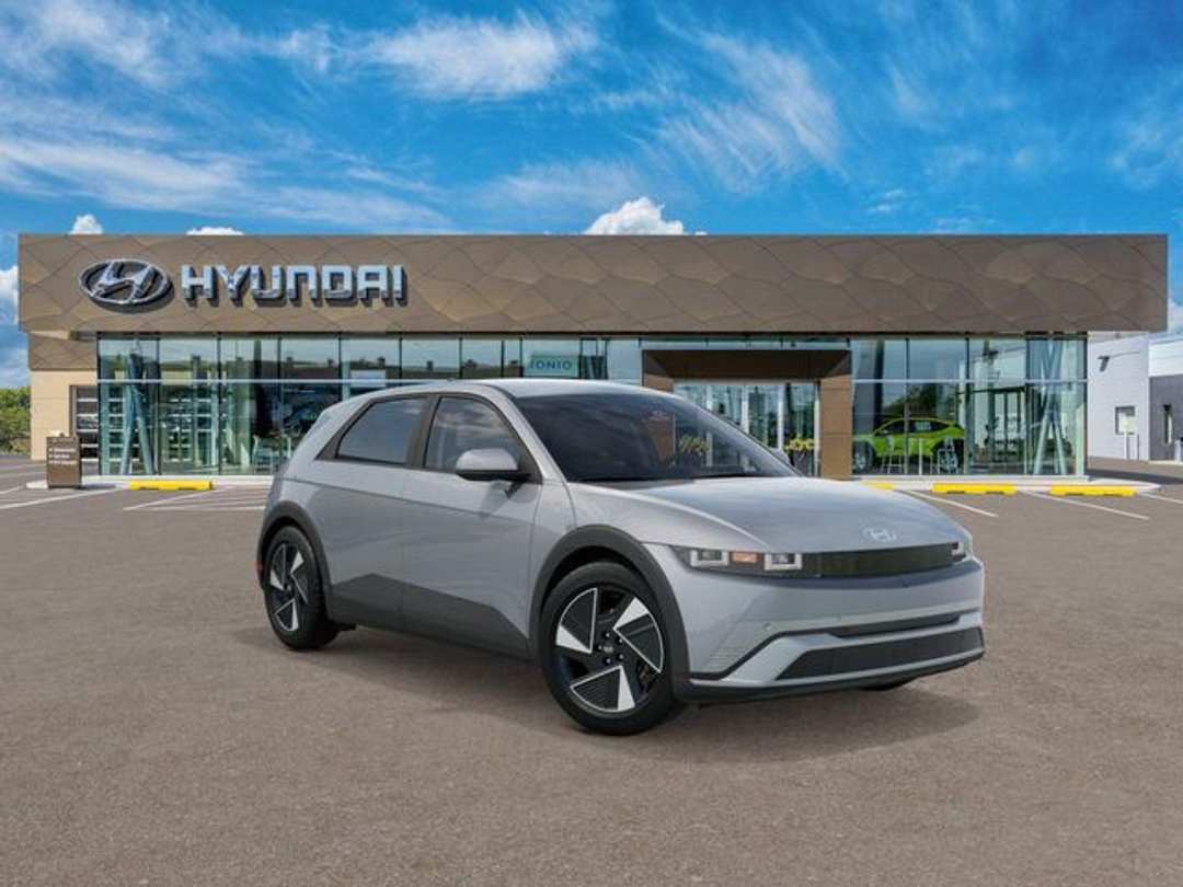 2026 Hyundai Ioniq 5 SEL - Image 2