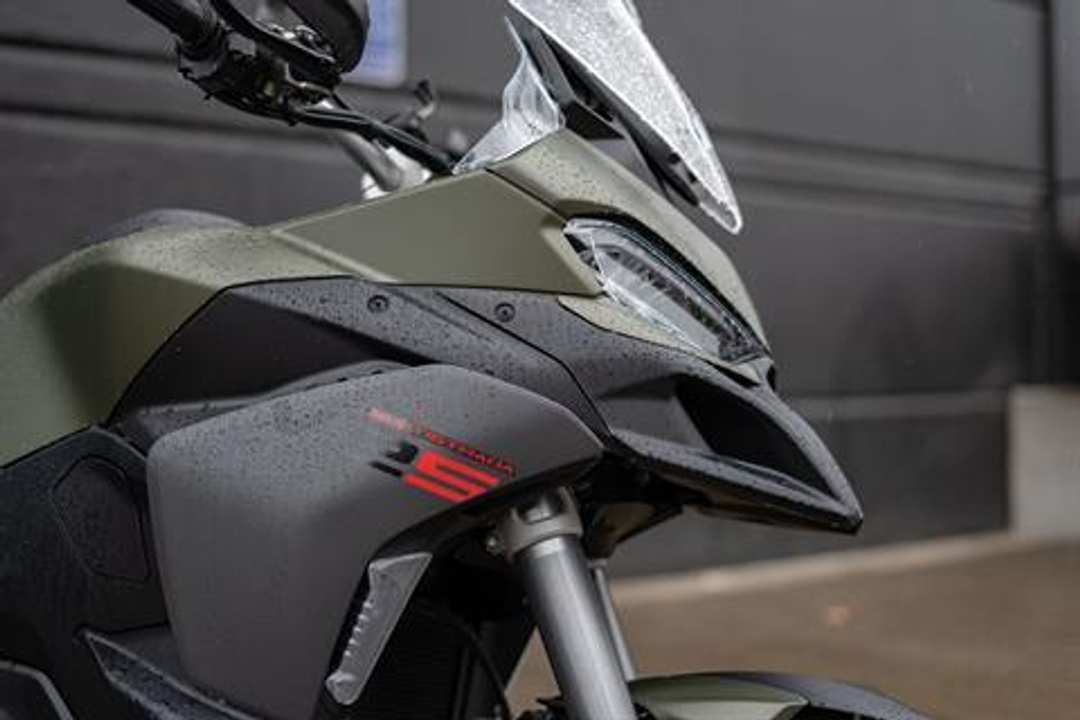 2025 Ducati Mts V2S - Image 3