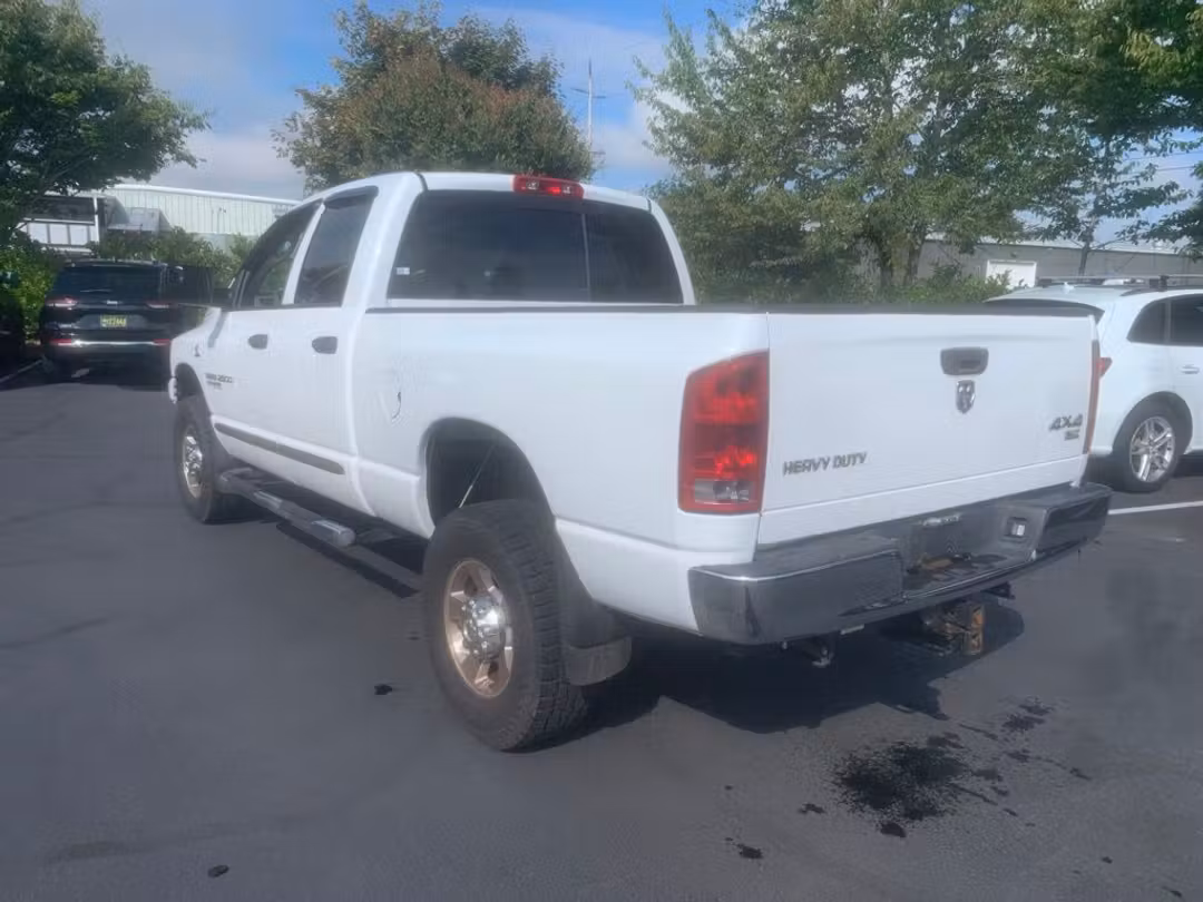 2006 Dodge Ram 2500 SLT - Image 2