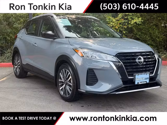 2023 Nissan Kicks SV