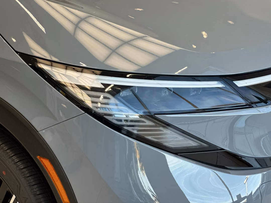 2026 Nissan LEAF PLATINUM+ - Image 3