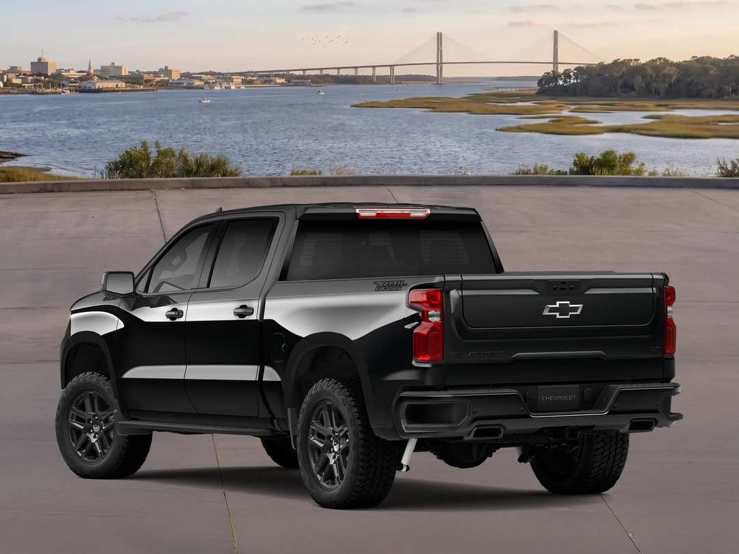 2026 Chevrolet Silverado 1500 LT Trail Boss - Image 2