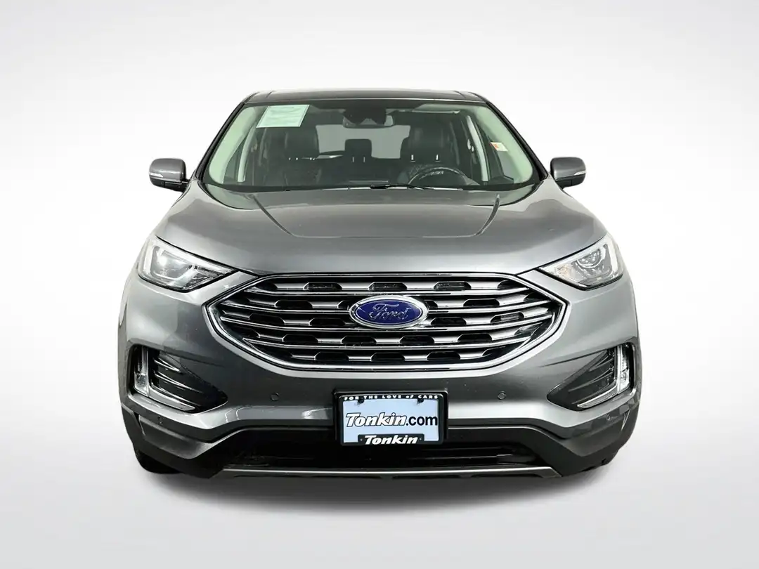 2024 Ford Edge Titanium - Image 2