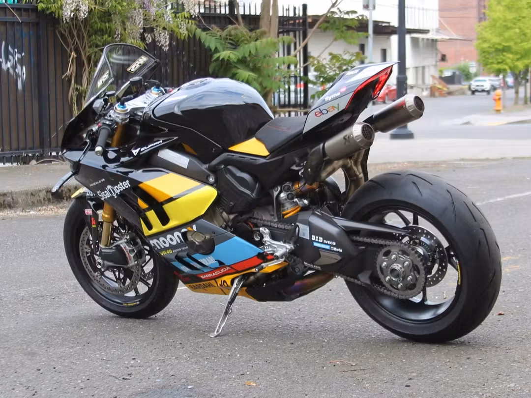 2024 Ducati Panigale V4 Bezzecchi 2023 Racing Replica - Image 2