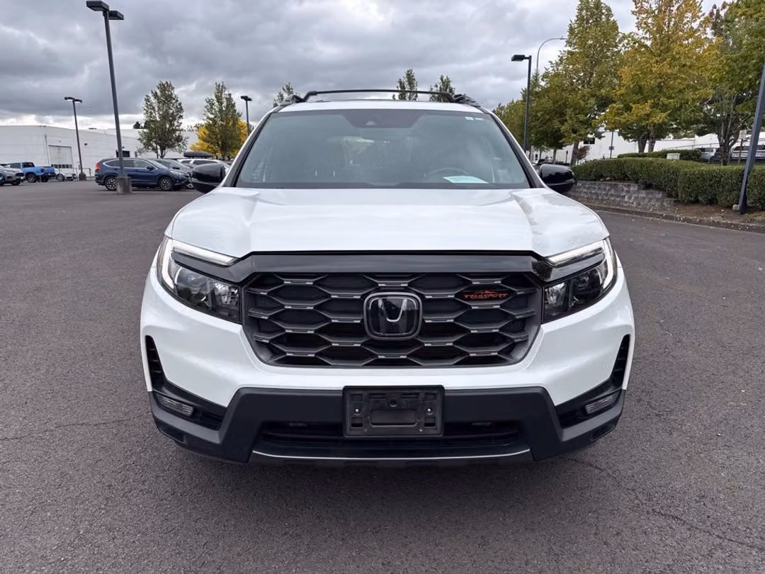 2022 Honda Passport TrailSport - Image 2