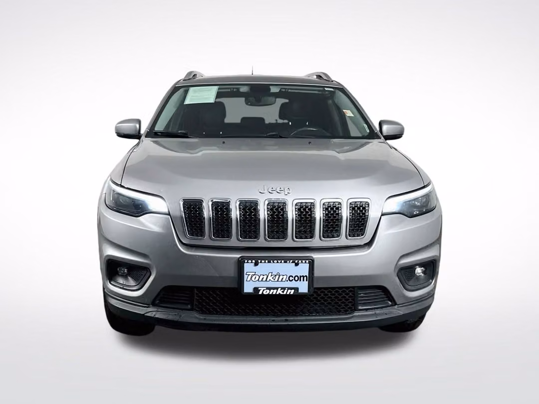 2019 Jeep Cherokee Latitude Plus - Image 2
