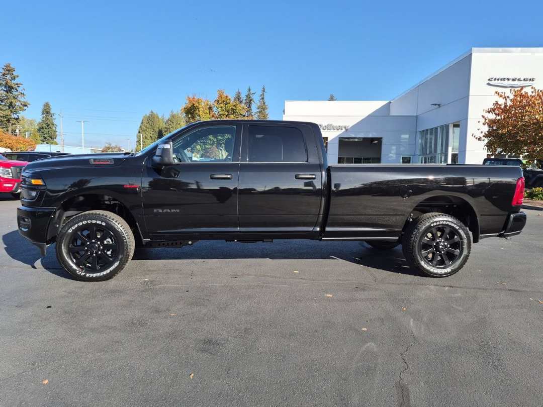 2027 Ram 3500 Big Horn - Image 3