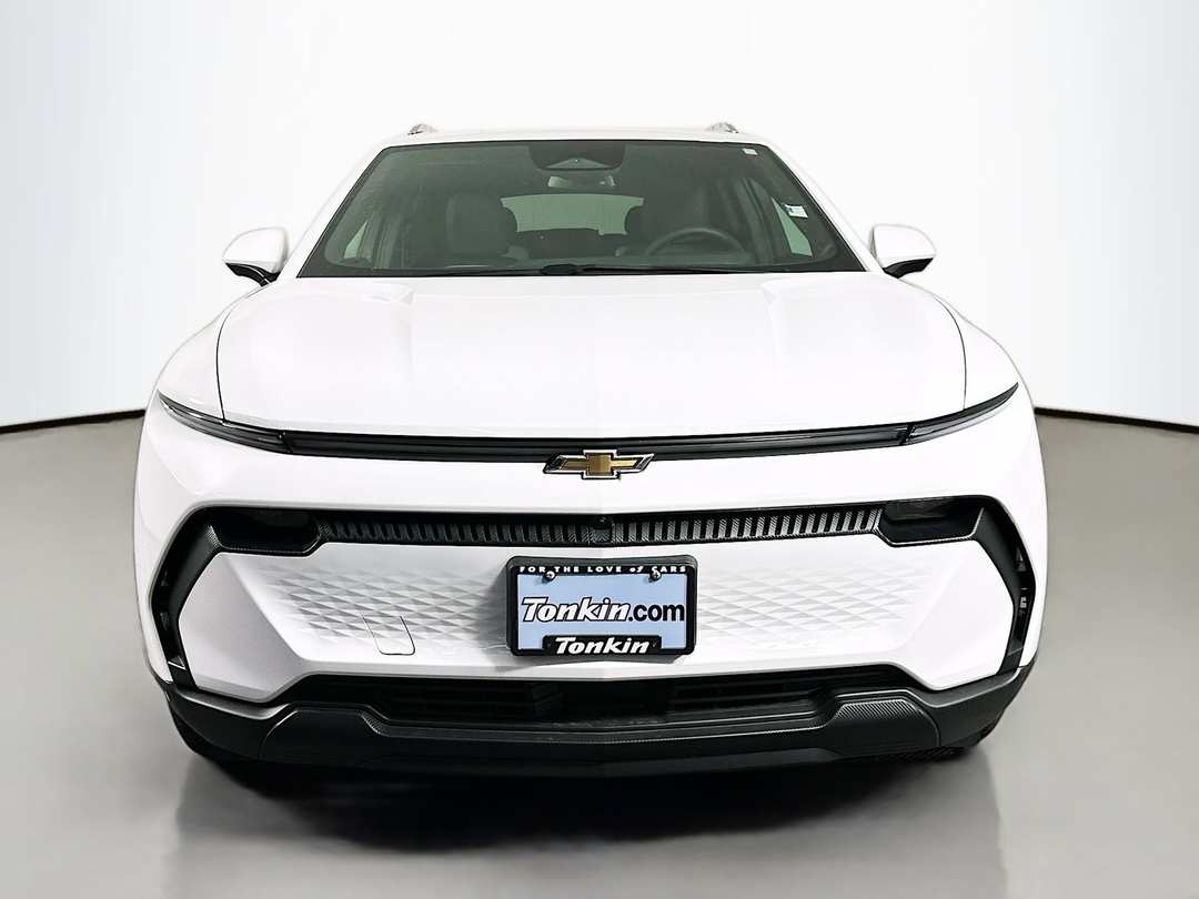 2026 Chevrolet Equinox Ev LT - Image 2