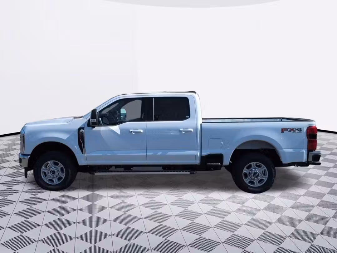 2026 Ford F-250Sd XLT - Image 2