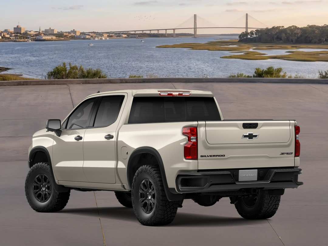 2026 Chevrolet Silverado 1500 ZR2 - Image 2