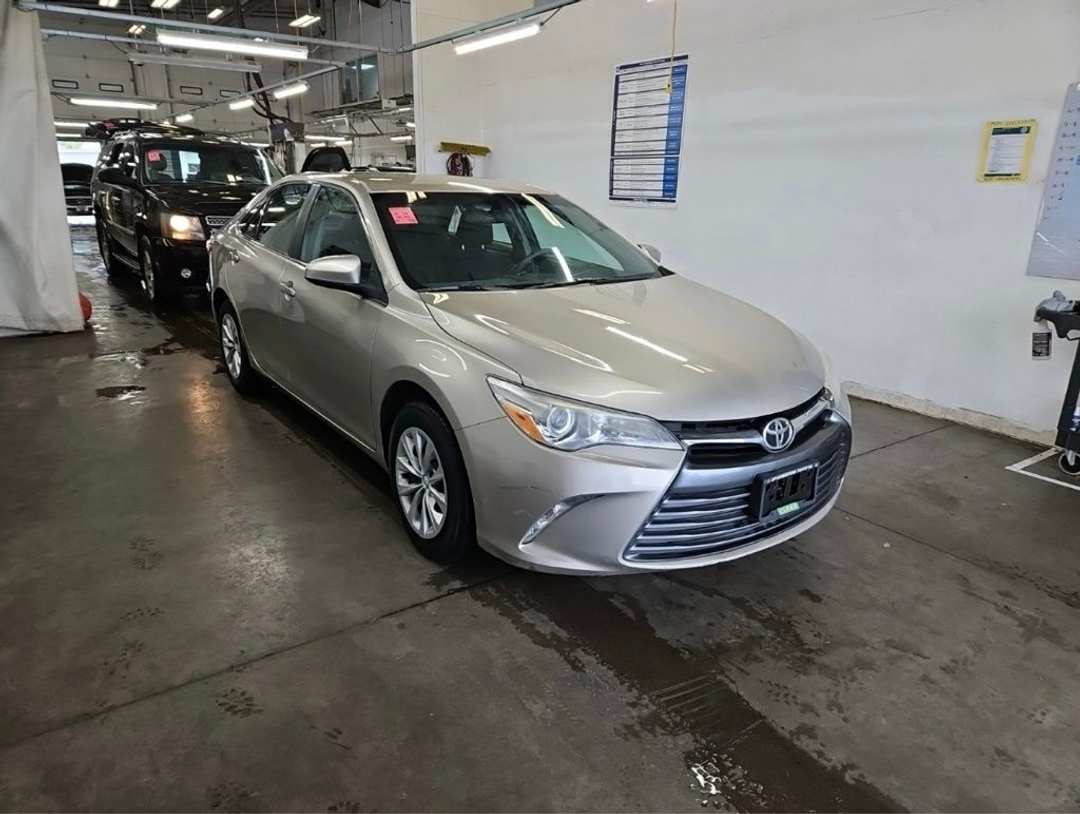 2017 Toyota Camry LE - Image 2