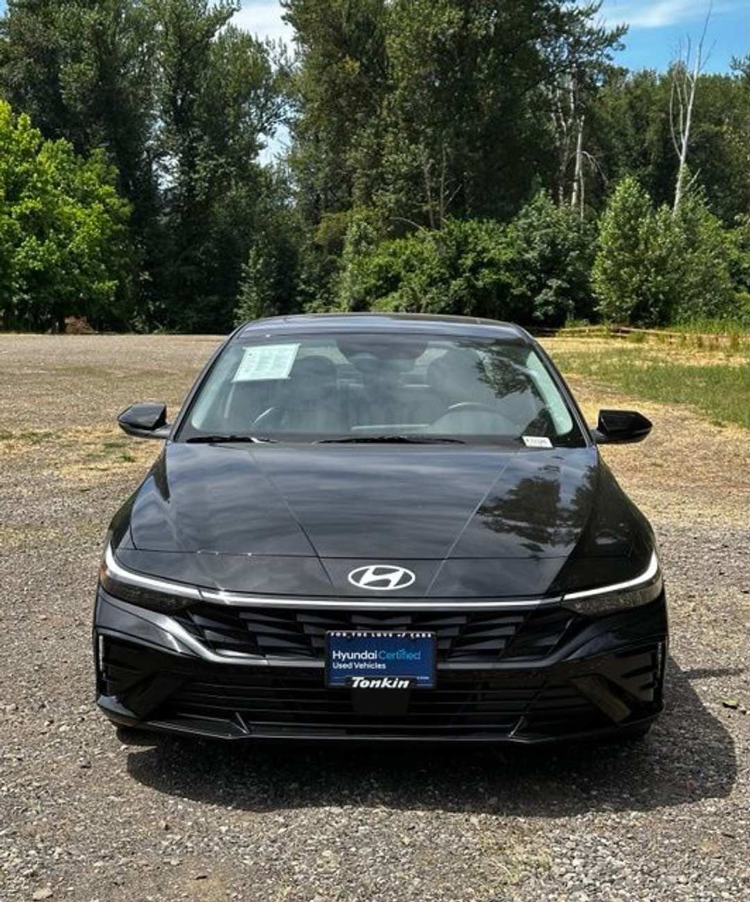 2025 Hyundai Elantra Hybrid Limited - Image 3