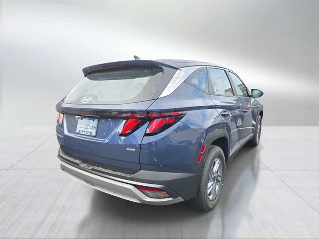 2026 Hyundai Tucson SE - Image 3