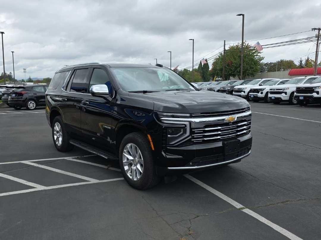 2025 Chevrolet Tahoe Premier - Image 3