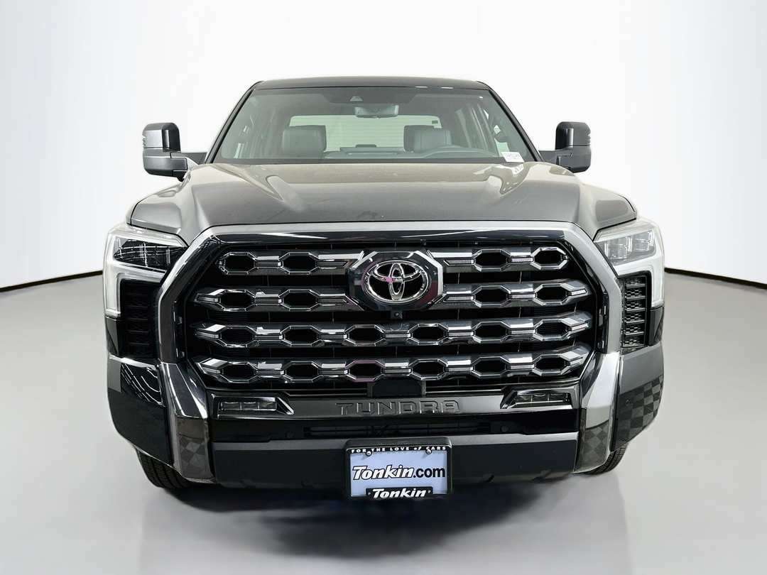 2026 Toyota Tundra Hybrid Platinum - Image 2