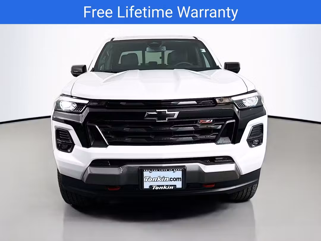 2026 Chevrolet Colorado Z71 - Image 2