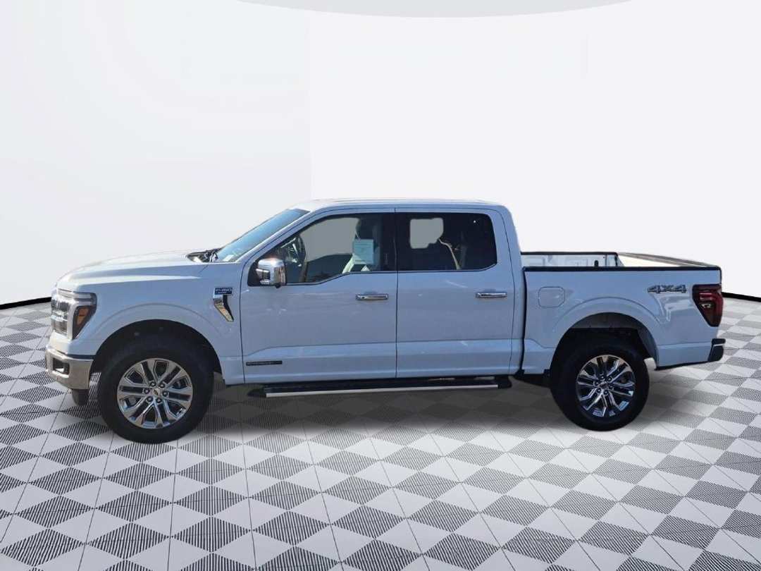 2026 Ford F-150 Lariat - Image 3